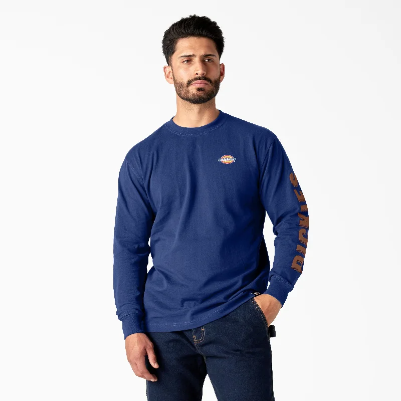 Men's waterproof long sleeve rain shirts for outdoor hiking in the rainDickies Men's Graphic Crewneck Long Sleeve T-Shirt Men's waterproof long sleeve rain shirts for outdoor hiking in the rainDickies Men's Graphic Crewneck Long Sleeve T-Shirt
