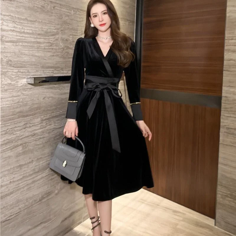 Black Retro Velvet Elegant Black Midi Dress With Belt