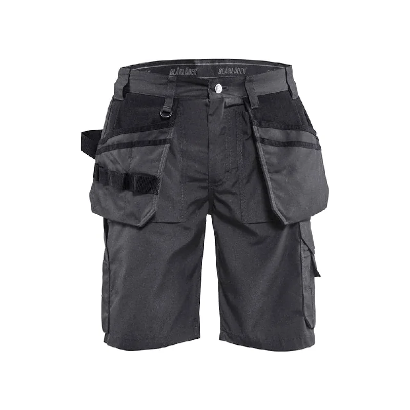 Dark Grey / Black