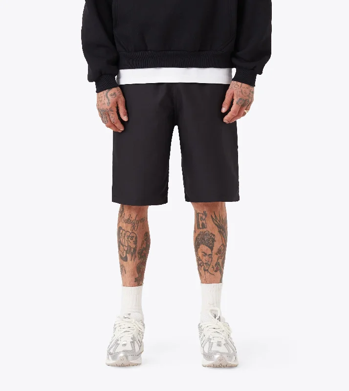 Men's ripped denim shorts for a trendy streetwear aestheticBox Short Black