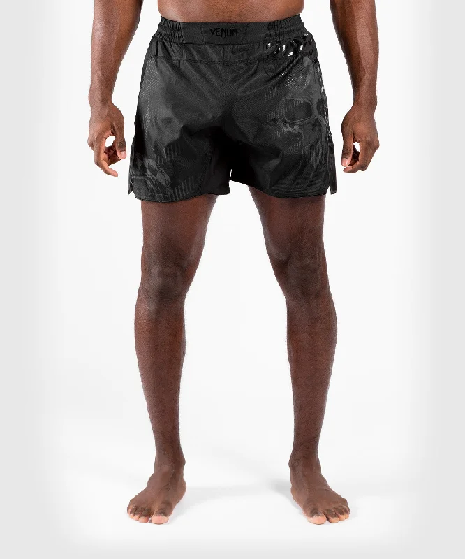 Men's side - stripe track shorts for a sporty running lookFightshort Venum Skull - Noir/Noir Men's side - stripe track shorts for a sporty running lookFightshort Venum Skull - Noir/Noir