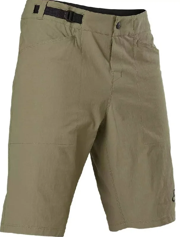Men's pleated front twill shorts for a classic and sophisticated appearanceRanger Lite Shorts (2023) Men's pleated front twill shorts for a classic and sophisticated appearanceRanger Lite Shorts (2023)