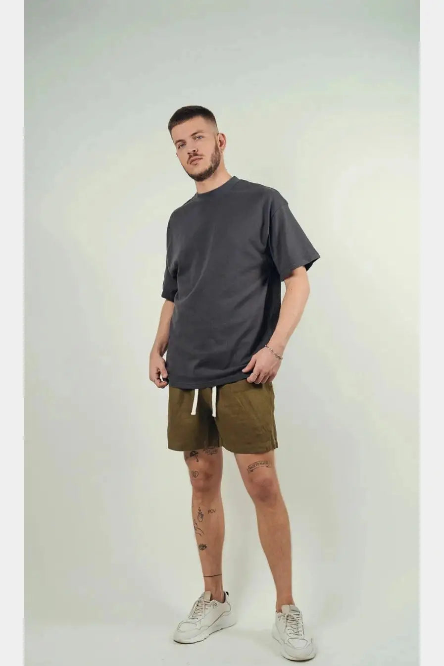 Men's camo print cargo shorts for outdoor adventuresKore amalfi linen short - pine