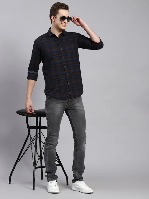 Men's Embroidered Detail Casual Shirts in Beige for a Touch of EleganceMen Aqua Blue Check Shirt Men's Embroidered Detail Casual Shirts in Beige for a Touch of EleganceMen Aqua Blue Check Shirt