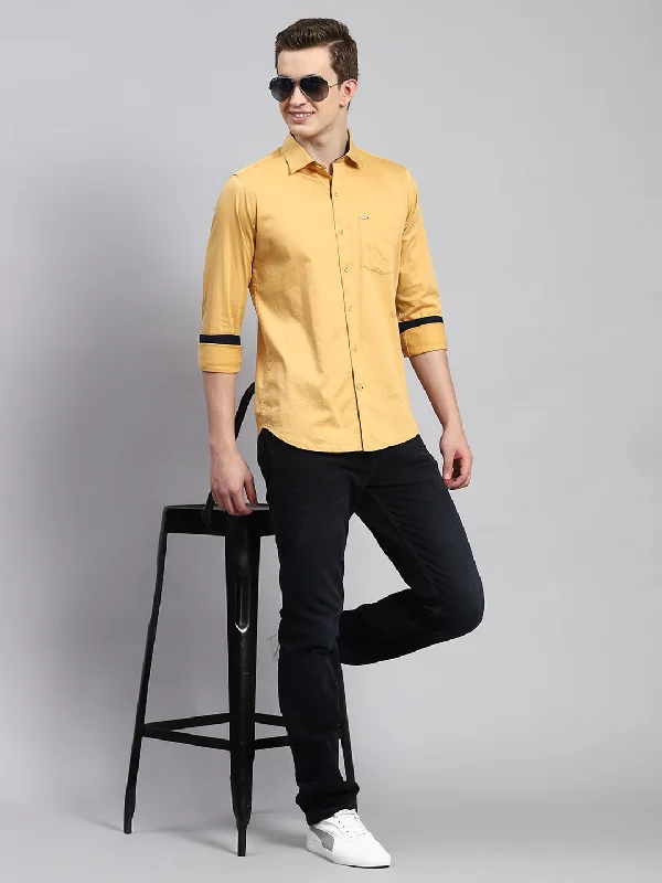Men's Slim - Fit Printed Floral Casual Shirts in Pastel Colors for a Spring - Inspired VibeMen Yellow Printed Shirt Men's Slim - Fit Printed Floral Casual Shirts in Pastel Colors for a Spring - Inspired VibeMen Yellow Printed Shirt