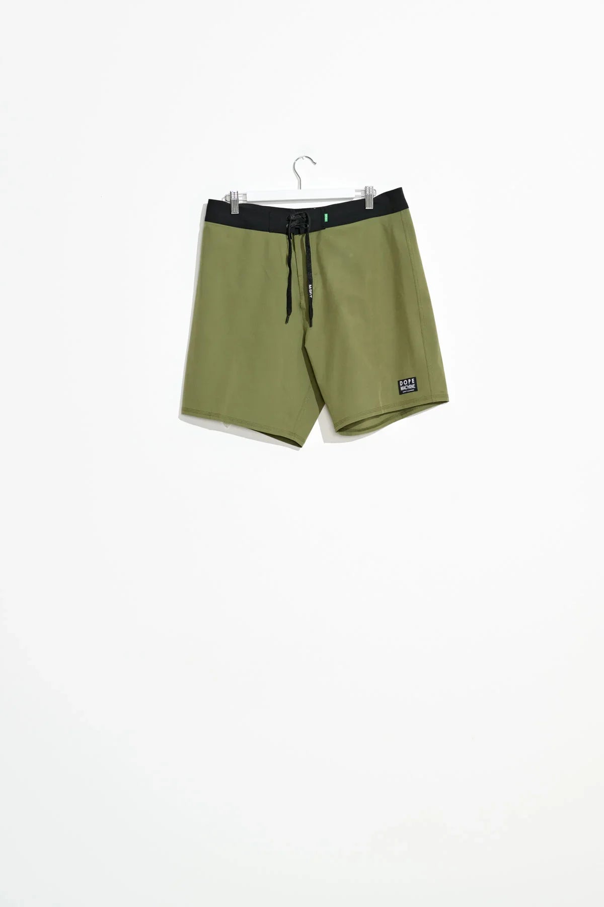 Men's adjustable - length convertible shorts for versatile useMisfit dope machine 17" boardshort - army green Men's adjustable - length convertible shorts for versatile useMisfit dope machine 17" boardshort - army green