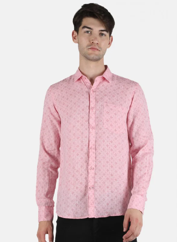 Plus Size Men's Striped Chambray Casual Shirts with a Spread Collar for a Preppy AppearanceMen Pink Printed Shirt