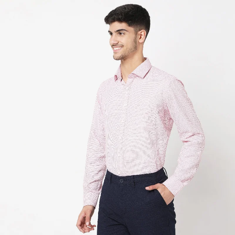 Men's Graphic - Printed Casual Shirts with Pop - Culture References for a Fun and Stylish LookRegular Fit Checkered Shirt Men's Graphic - Printed Casual Shirts with Pop - Culture References for a Fun and Stylish LookRegular Fit Checkered Shirt