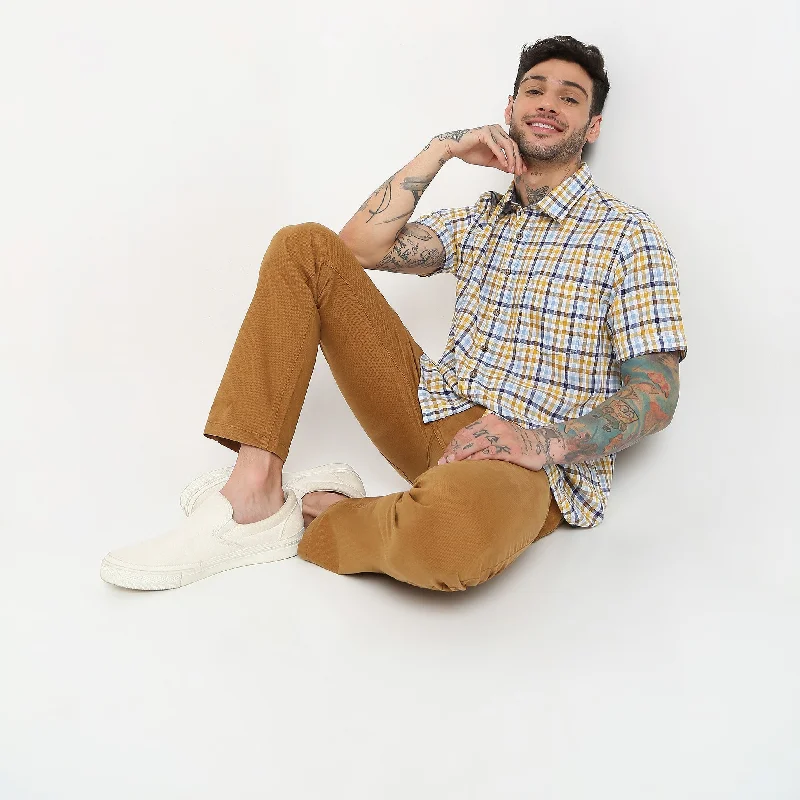 Men's Button - Down Oxford Casual Shirts in Crisp White for a Classic and Versatile StyleSlim Fit Checkered Shirt Men's Button - Down Oxford Casual Shirts in Crisp White for a Classic and Versatile StyleSlim Fit Checkered Shirt