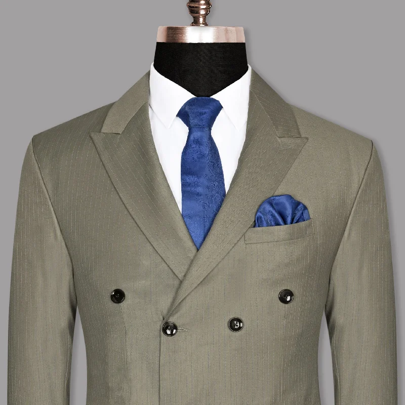 Men's Lightweight Linen - Blend Blazer in Beige for a Casual and Comfortable Summer EnsembleSilver Pinstriped Wool Blend Double Breasted Blazer