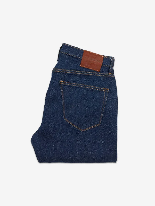 Men's Cargo Jeans with Multiple Pockets for a Practical and Outdoor - Friendly LookAthletic Taper Jean - Dark Clean Men's Cargo Jeans with Multiple Pockets for a Practical and Outdoor - Friendly LookAthletic Taper Jean - Dark Clean