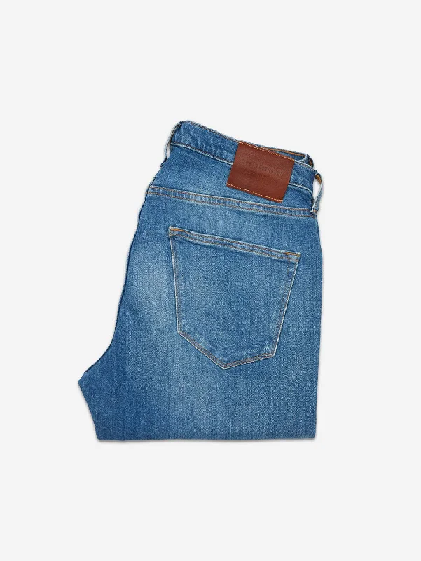 Plus Size Men's Straight Leg Jeans with Reinforced Knees for DurabilityAthletic Taper Jean - Medium Vintage Plus Size Men's Straight Leg Jeans with Reinforced Knees for DurabilityAthletic Taper Jean - Medium Vintage