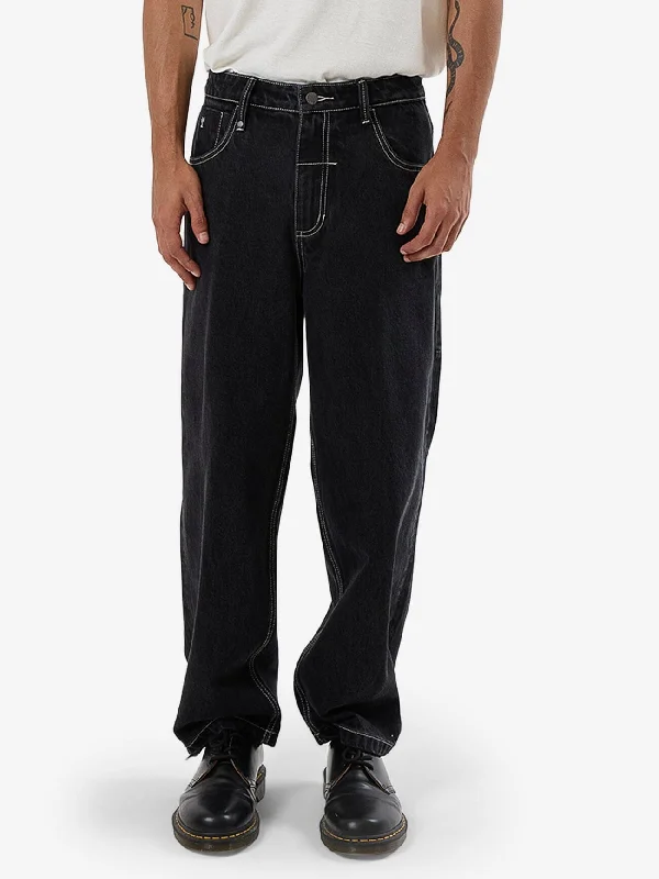 Men's Jeans with a Frayed Hem for a Casual and Effortless StyleBig Slacker Denim Jean - Aged Black Men's Jeans with a Frayed Hem for a Casual and Effortless StyleBig Slacker Denim Jean - Aged Black