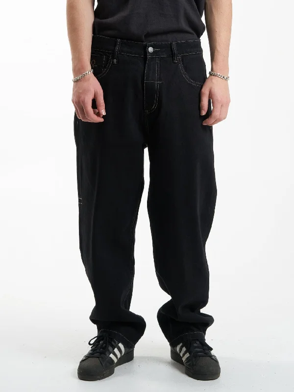 Men's Jeans with a Hidden Coin Pocket for Added ConvenienceBig Slacker Disorder Embro Denim Jean - Black Rinse Men's Jeans with a Hidden Coin Pocket for Added ConvenienceBig Slacker Disorder Embro Denim Jean - Black Rinse