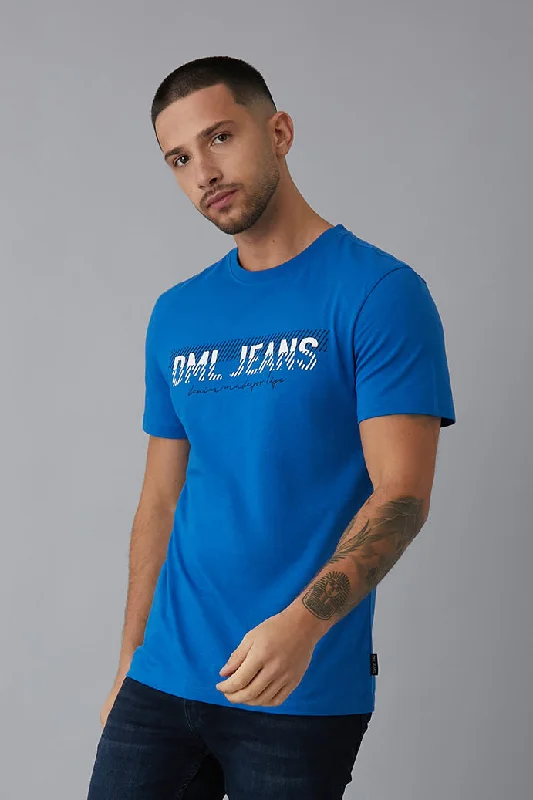 Men's Jeans with a Frayed Hem for a Casual and Effortless StyleDynamo Printed crew neck t-shirt in Admiral