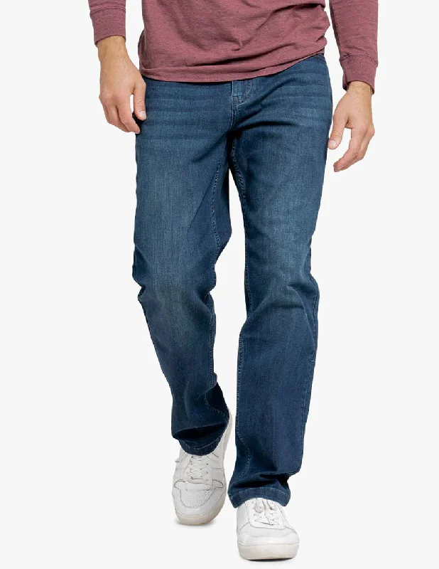 Men's Straight Leg Raw Denim Jeans for a Minimalist and Durable OptionFultons Casual Men's Straight Leg Raw Denim Jeans for a Minimalist and Durable OptionFultons Casual