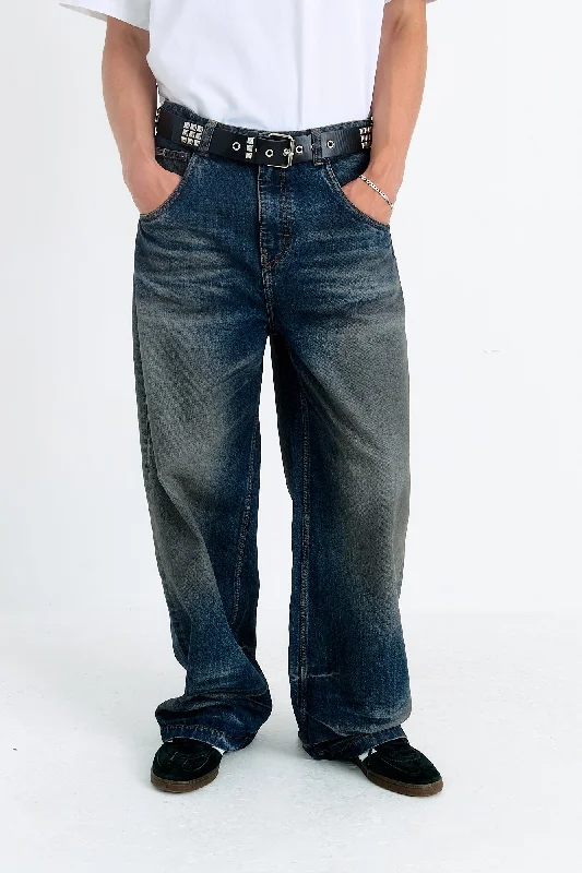 Men's Jeans with a Button - Fly for a Traditional and Classic AestheticMaverick Wide Fit Jean Men's Jeans with a Button - Fly for a Traditional and Classic AestheticMaverick Wide Fit Jean