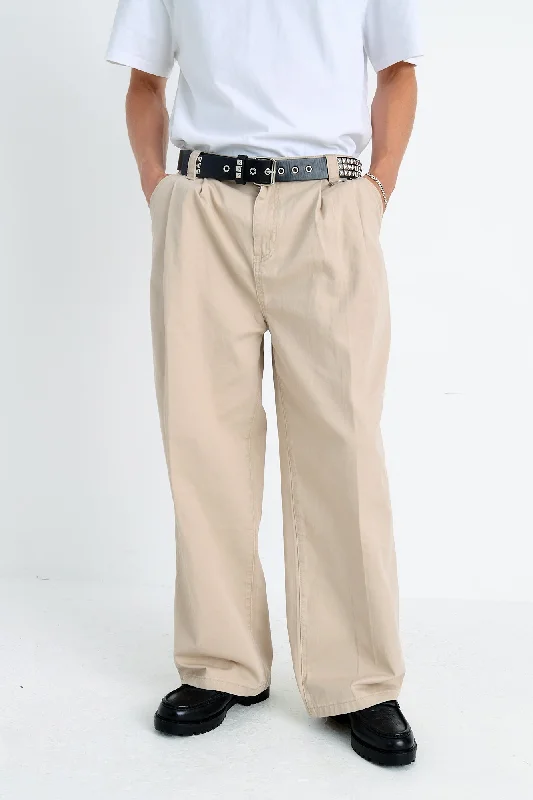 Plus Size Men's Bootcut Jeans with a Relaxed Waist for a Classic and Comfortable FitScholar Chino Plus Size Men's Bootcut Jeans with a Relaxed Waist for a Classic and Comfortable FitScholar Chino