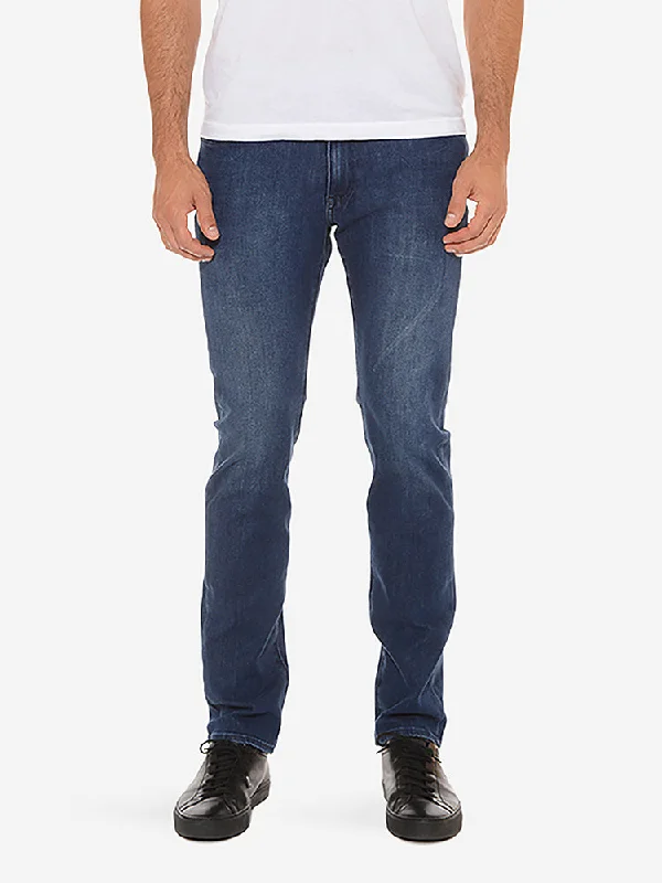 Plus Size Men's Bootcut Jeans with a Relaxed Waist for a Classic and Comfortable FitSlim Broome Jeans Plus Size Men's Bootcut Jeans with a Relaxed Waist for a Classic and Comfortable FitSlim Broome Jeans
