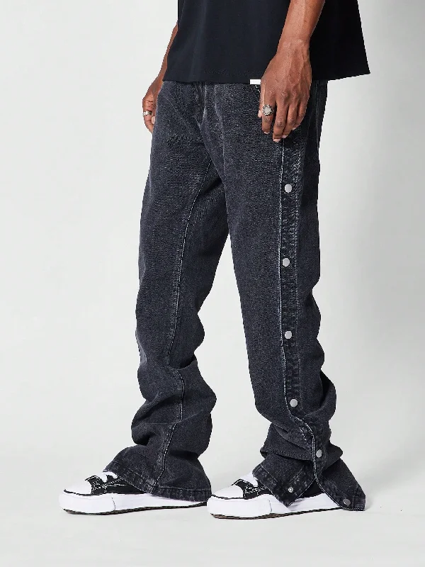 Men's Low - Rise Jeans in a Light Wash for a Casual and Youthful LookSnap Edge Flare Fit Men Denim Men's Low - Rise Jeans in a Light Wash for a Casual and Youthful LookSnap Edge Flare Fit Men Denim