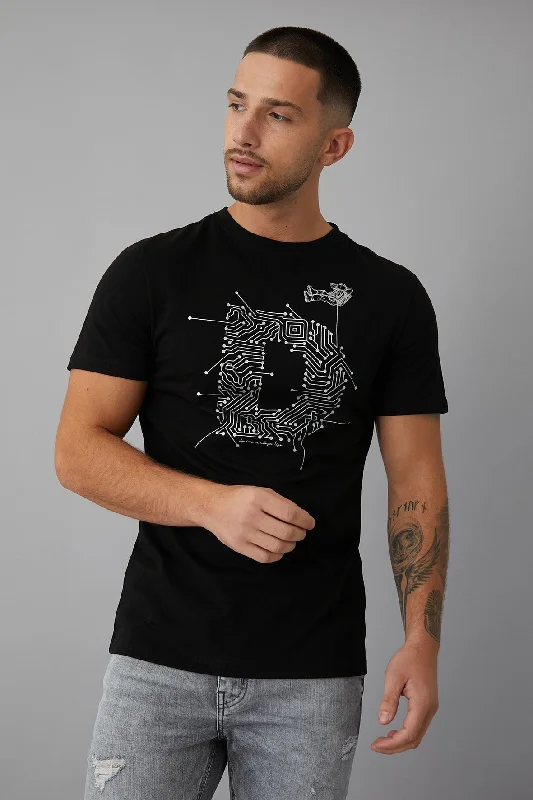 Men's Low - Rise Jeans in a Light Wash for a Casual and Youthful LookSpace Printed crew neck t-shirt in Black Men's Low - Rise Jeans in a Light Wash for a Casual and Youthful LookSpace Printed crew neck t-shirt in Black