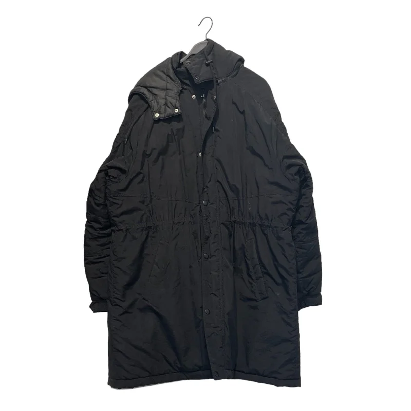 Men jackets with a zip - off sleeves to convert to a vestSupreme/Puffer Jkt/L/Nylon/BLK/Spellout Sleeve