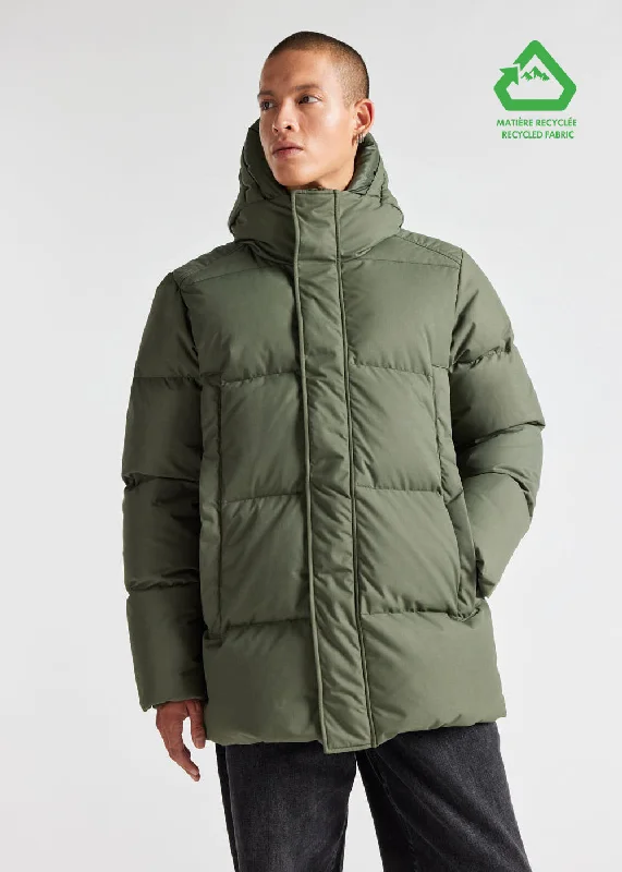 Men jackets with a media - friendly pocket for easy access to gadgetsDoudoune recylée pour homme Pyrenex Phenix Deep khaki Men jackets with a media - friendly pocket for easy access to gadgetsDoudoune recylée pour homme Pyrenex Phenix Deep khaki