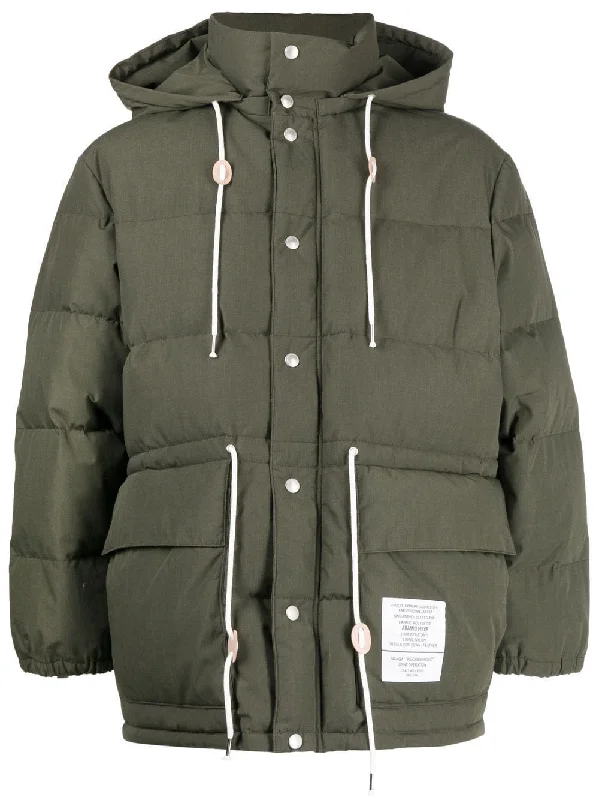 Plus - size men jackets with adjustable drawstrings for a comfortable fitLogo-Patch Padded Jacket Plus - size men jackets with adjustable drawstrings for a comfortable fitLogo-Patch Padded Jacket
