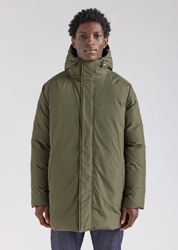 Down - filled men jackets in bright colors for winter fashionParka à capuche homme Pyrenex Spark en duvet naturel Deep khaki Down - filled men jackets in bright colors for winter fashionParka à capuche homme Pyrenex Spark en duvet naturel Deep khaki