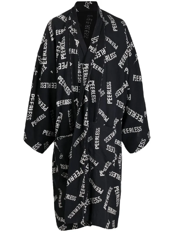 Men jackets with a built - in hood that can be stowed away when not in useSlogan-Print Wide-Sleeve Jacket Men jackets with a built - in hood that can be stowed away when not in useSlogan-Print Wide-Sleeve Jacket