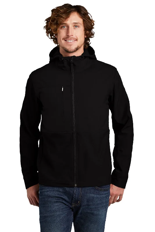 Men jackets with a media - friendly pocket for easy access to gadgetsThe North Face Mens Castle Rock Wind & Water Resistant Full Zip Hooded Jacket - Black - Closeout Men jackets with a media - friendly pocket for easy access to gadgetsThe North Face Mens Castle Rock Wind & Water Resistant Full Zip Hooded Jacket - Black - Closeout