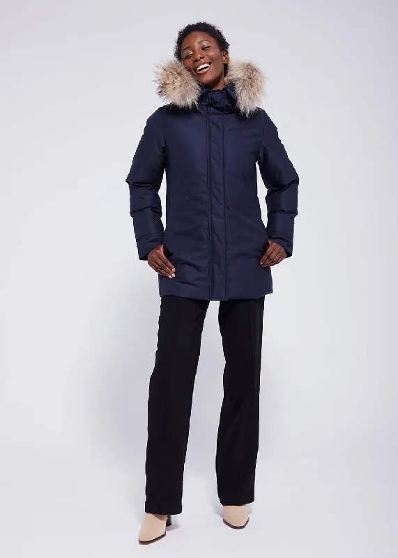 Embroidered men jackets with intricate floral designs for a unique aestheticParka pour femme Bordeaux Amiral Embroidered men jackets with intricate floral designs for a unique aestheticParka pour femme Bordeaux Amiral