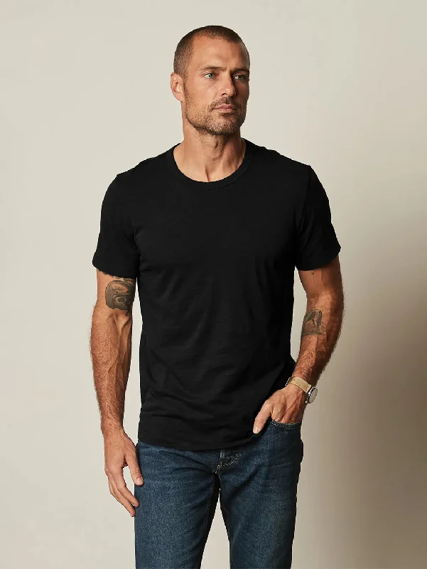 Men's v - neck muscle t - shirts for a body - building aestheticAmaro Slub Short Sleeve T-Shirt - Black Men's v - neck muscle t - shirts for a body - building aestheticAmaro Slub Short Sleeve T-Shirt - Black