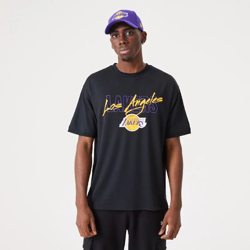 Men's short - sleeve linen t - shirts for summer beach outingsLA Lakers NBA Script Black Oversized T-Shirt Men's short - sleeve linen t - shirts for summer beach outingsLA Lakers NBA Script Black Oversized T-Shirt