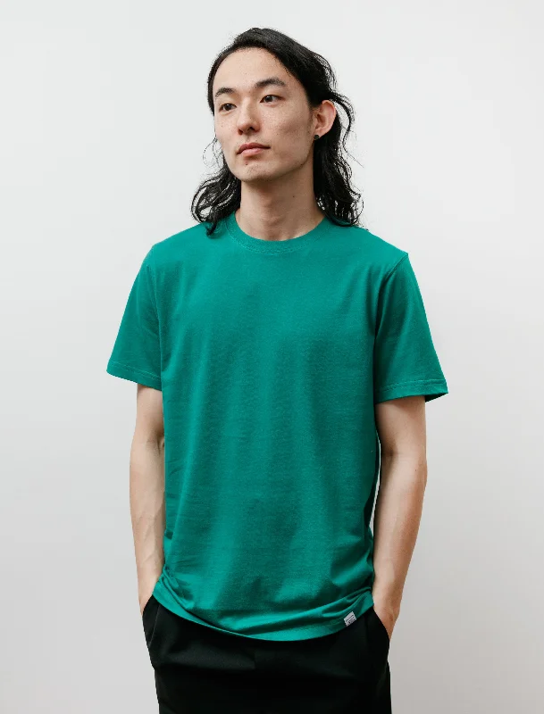 Men's tie - dye t - shirts with a bohemian styleNiels Standard SS Sporting Green