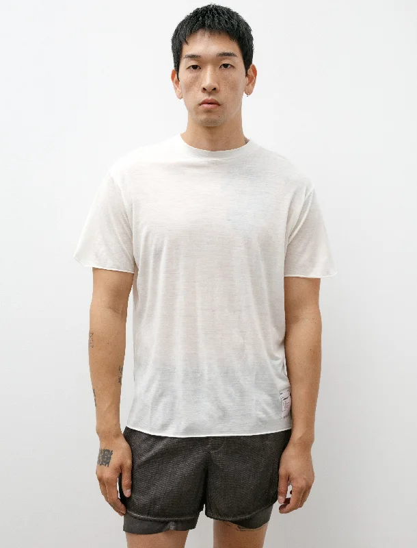 Men's long - sleeve henley t - shirts with button - down placketsCloudMerino T-Shirt Chalk Men's long - sleeve henley t - shirts with button - down placketsCloudMerino T-Shirt Chalk