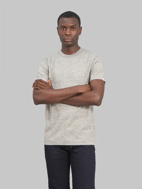 Men's stretchable athletic polo shirts for fitness workoutsUES Ramayana Crew-Neck T-Shirt Grey Men's stretchable athletic polo shirts for fitness workoutsUES Ramayana Crew-Neck T-Shirt Grey