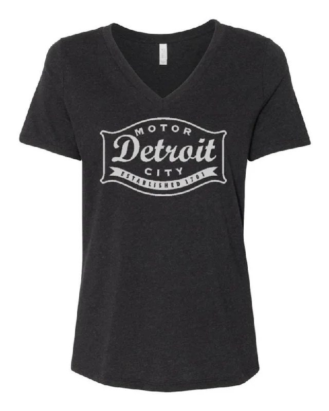 Men's mock - neck t - shirts with a modern and sleek styleLadies Relaxed V-neck Detroit Buckle T-shirt - Heather Black Men's mock - neck t - shirts with a modern and sleek styleLadies Relaxed V-neck Detroit Buckle T-shirt - Heather Black