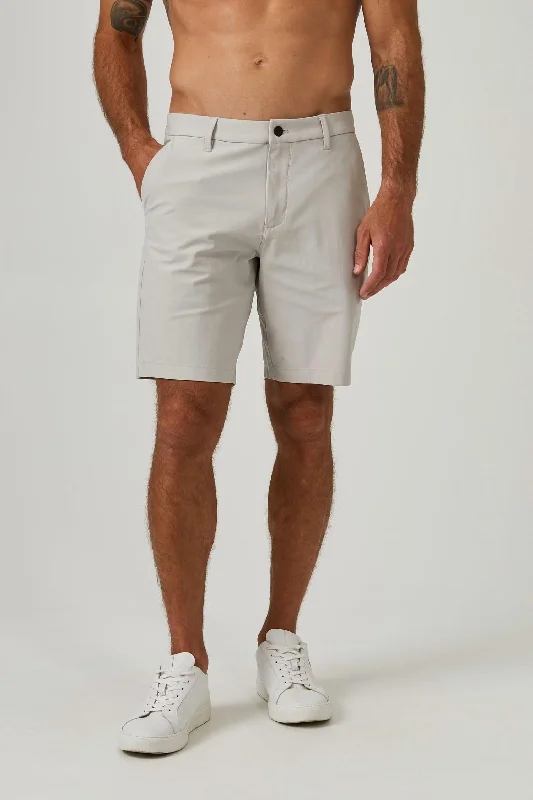 Men's pastel - colored cotton shorts for a spring - friendly outfit Infinity 9" Short In Sand Men's pastel - colored cotton shorts for a spring - friendly outfit Infinity 9" Short In Sand