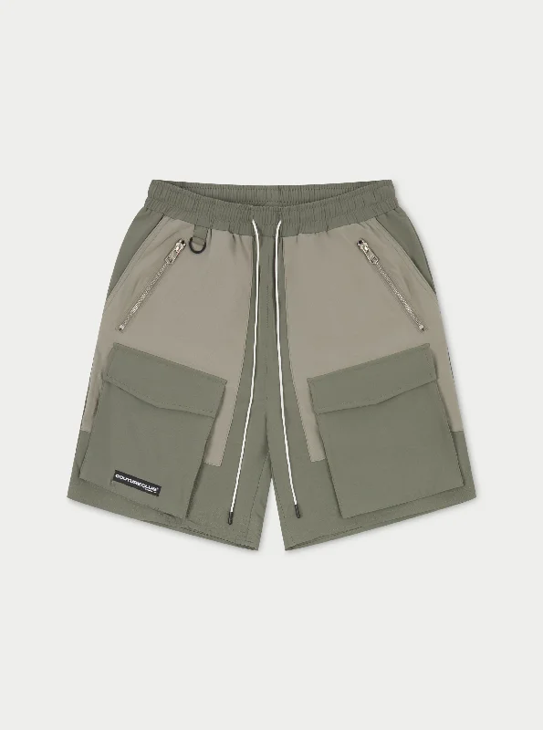 Men's adjustable - length convertible shorts for versatile use PANELLED CARGO SHORTS - GREY Men's adjustable - length convertible shorts for versatile use PANELLED CARGO SHORTS - GREY