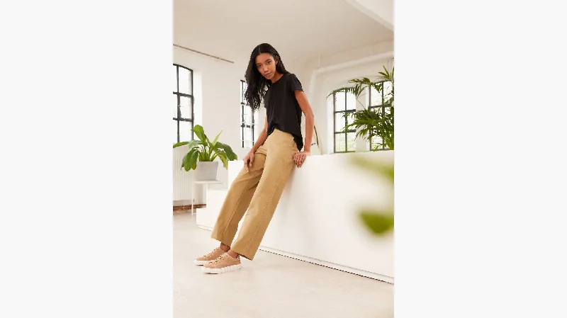 Men's pleated front twill shorts for a classic and sophisticated appearance Women's High Waisted Straight Fit Original Khaki Pants Men's pleated front twill shorts for a classic and sophisticated appearance Women's High Waisted Straight Fit Original Khaki Pants