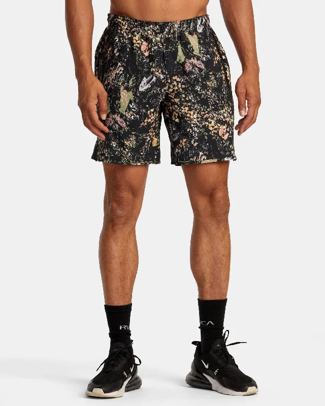 Men's distressed cotton shorts for a bohemian - inspired style   Yogger Stretch 17" Athletic Shorts - Real Tree